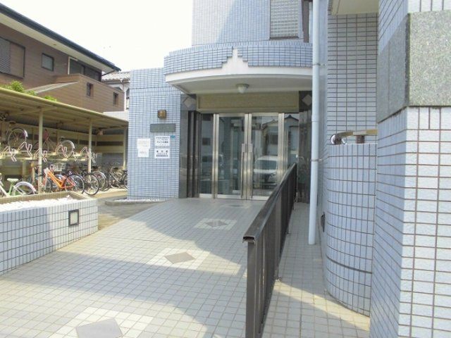 デルフィ壱番館の外観写真