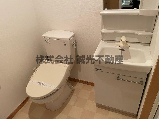 地下鉄空港線 唐人町駅 徒歩10分 7階建 築22年のトイレ写真