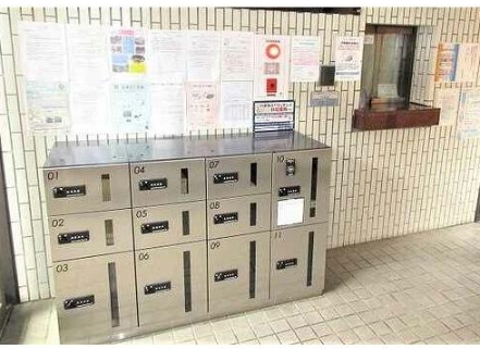 京急本線 生麦駅 徒歩9分 4階建 築42年の外観写真