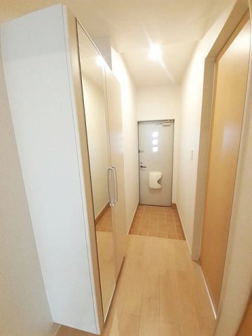 玄関　収納もある玄関です