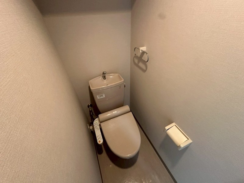 アザレアのトイレ写真