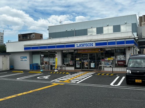 コンビニ　ローソン 西九条二丁目店（コンビニ）まで610m