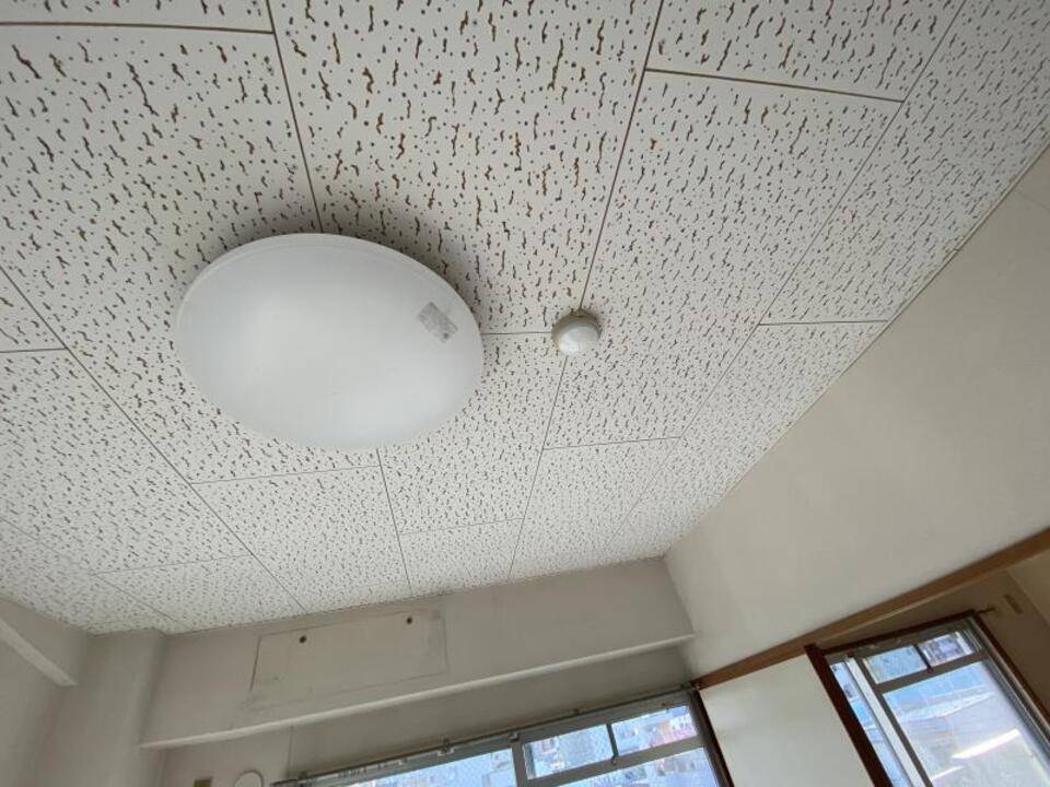 その他設備　照明器具