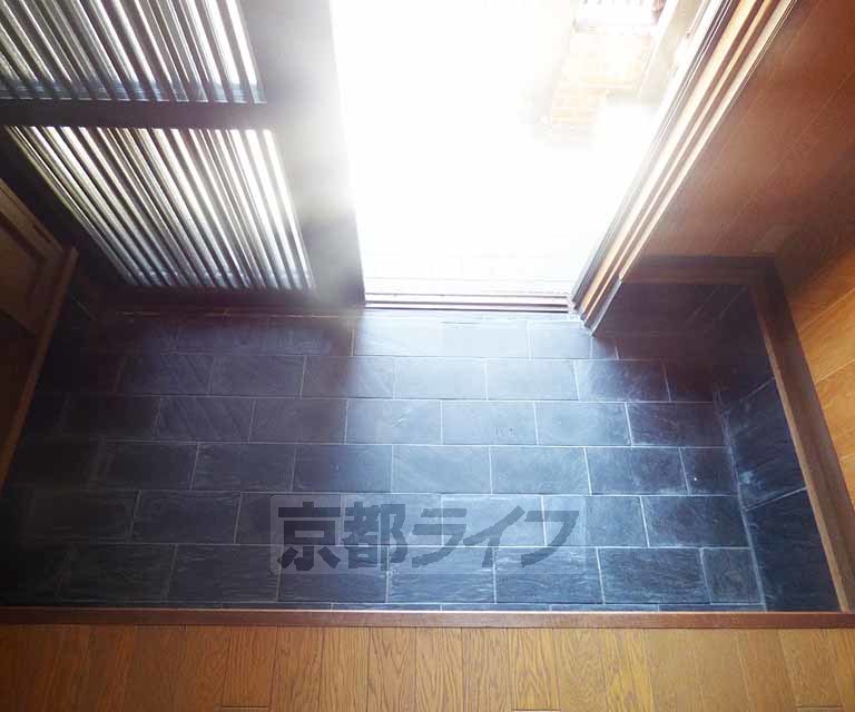 玄関　スペースが広いです