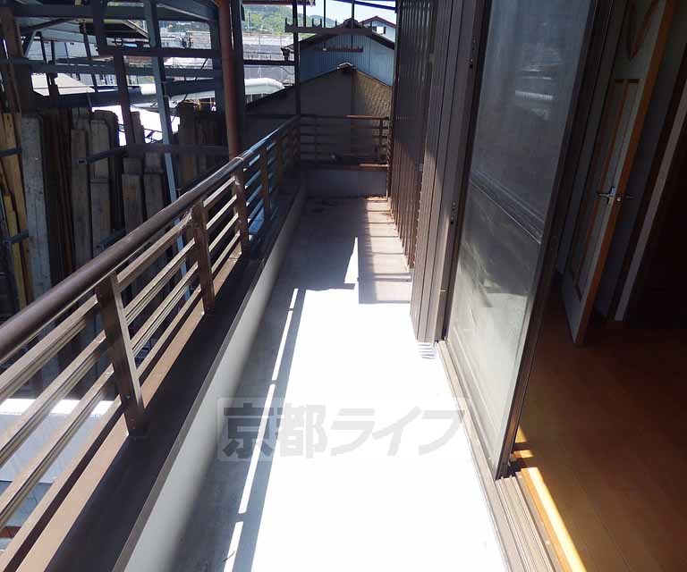 バルコニー　広々としています