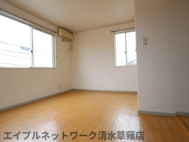 居室・リビング　使いやすい居間です