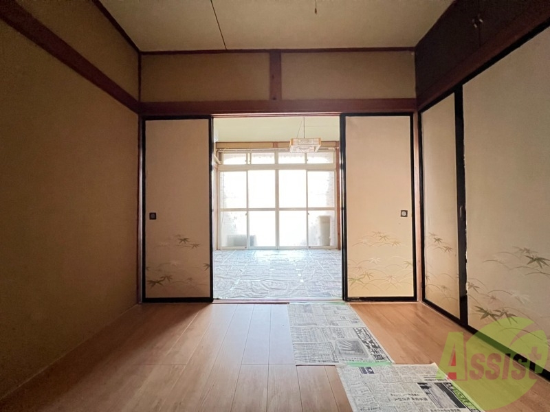 居室・リビング　４．５帖のリビングを撮影しました。伸び伸び出来そうですね。