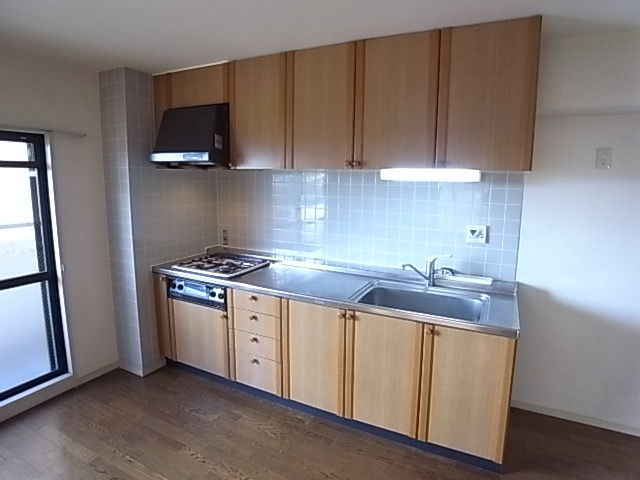 キッチン　ビルトインのシステムキッチン