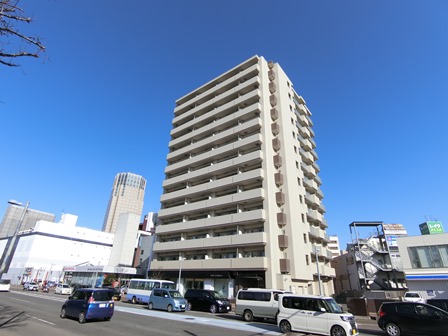 パークアクシス新札幌の建物外観