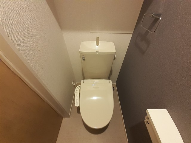 【ナイスアーバンIIのトイレ】