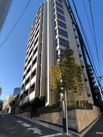 新宿区払方町のマンションの建物外観