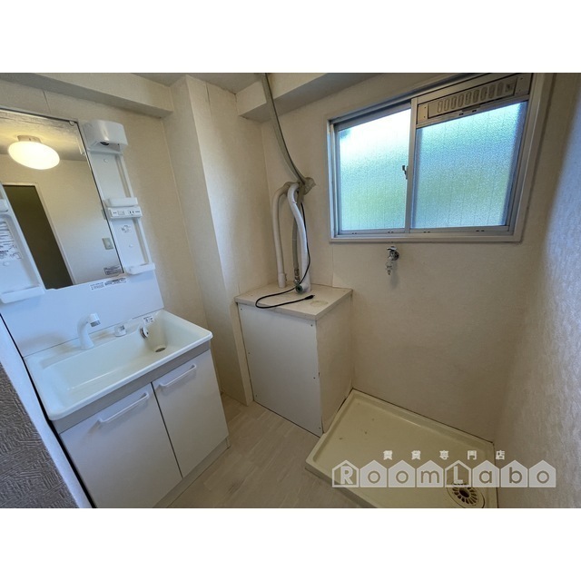 洗面設備　室内洗濯機置場