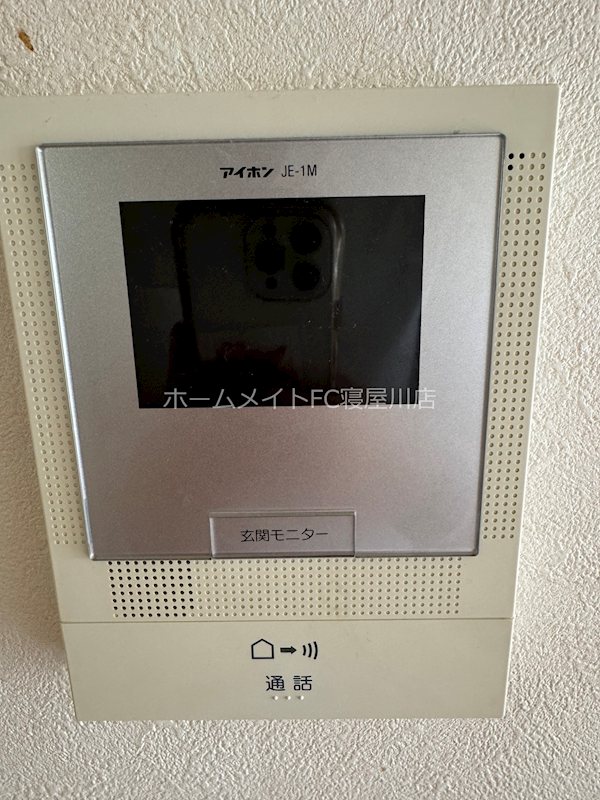 セキュリティ　カメラ付きインターホン