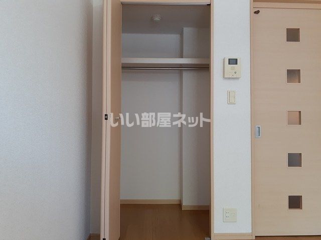 【中央市下河東のマンションの収納】