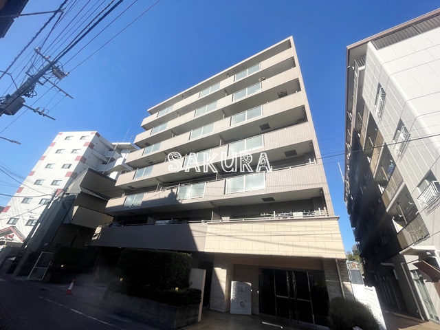 【横浜市保土ケ谷区保土ケ谷町のマンションの建物外観】