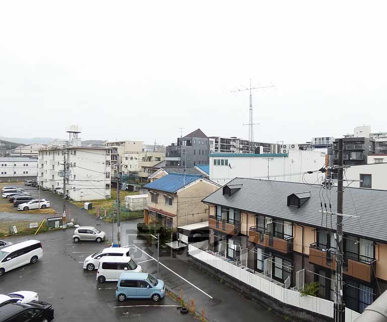 【京都市伏見区深草野田町のマンションの眺望】