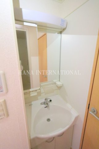 洗面設備　類似タイプ