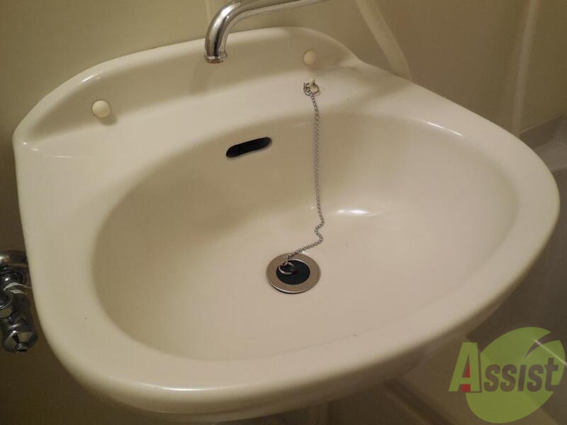 洗面設備　ユニットバスの洗面台