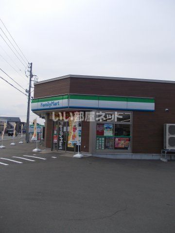 コンビニ　ファミリーマート千歳あずさ5丁目店（コンビニ）まで690m