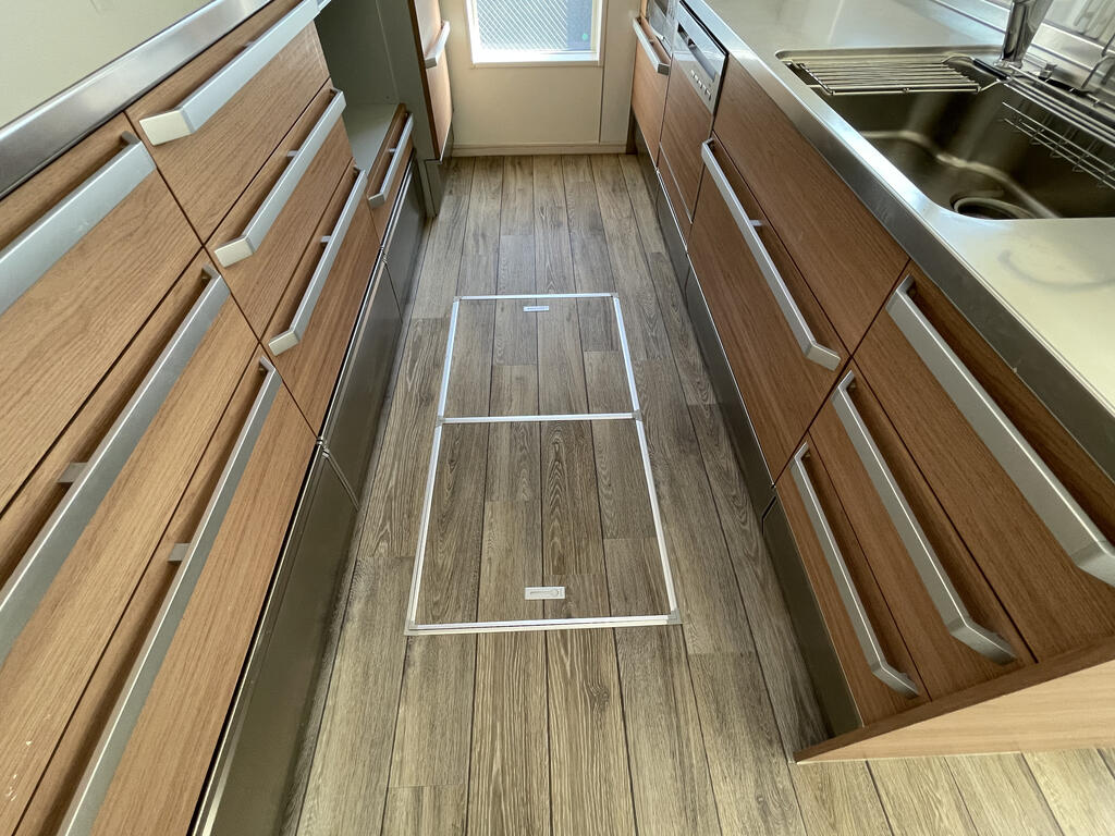 収納　床下収納