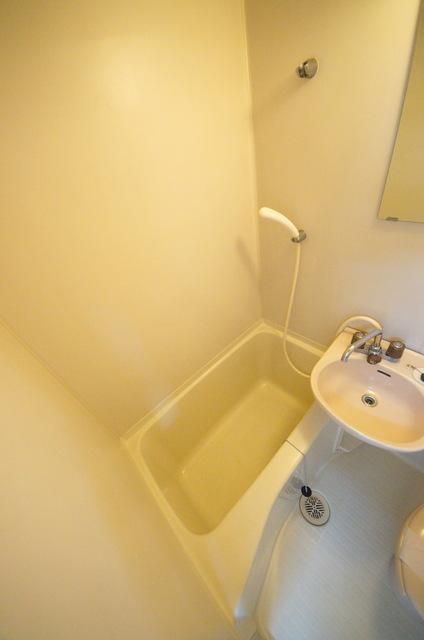 バス・シャワールーム　バス