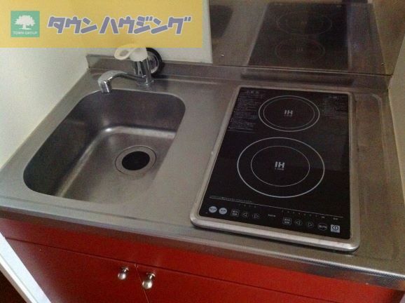 キッチン　2口電気コンロ