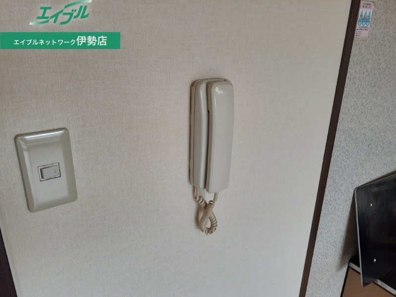 セキュリティ　別部屋参考写真です、ＴＶモニターホンに変わります