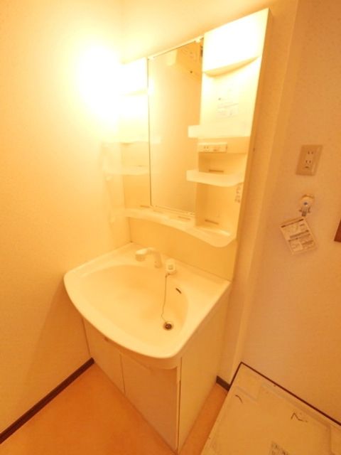 洗面設備　★タウンハウジング稲田堤店までお問い合わせください★