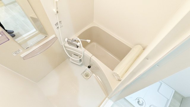 バス・シャワールーム　お風呂で日々の疲れを落としましょう