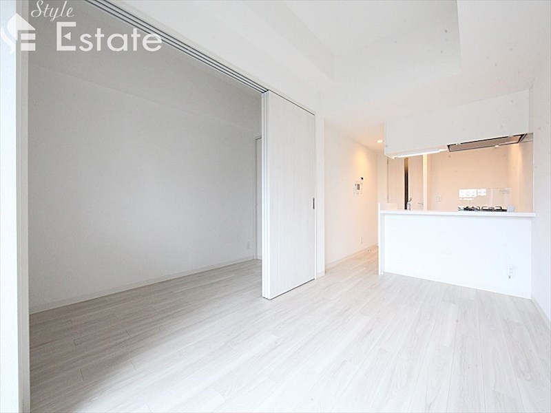 居室・リビング　内装