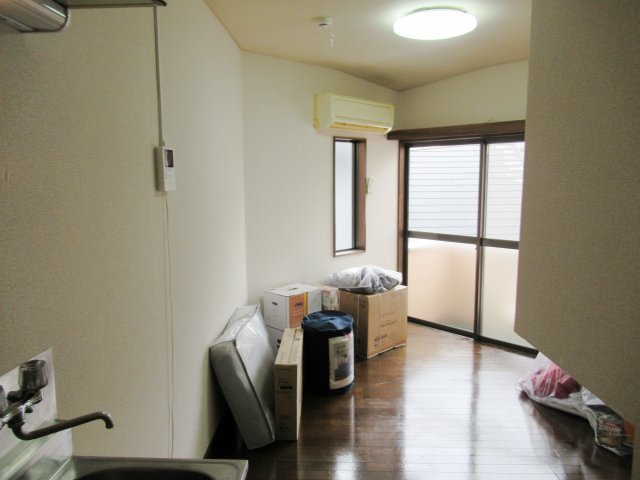 居室・リビング　「b’CASA若葉re-born」