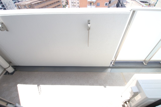 バルコニー　※こちらは別の階の参考写真です