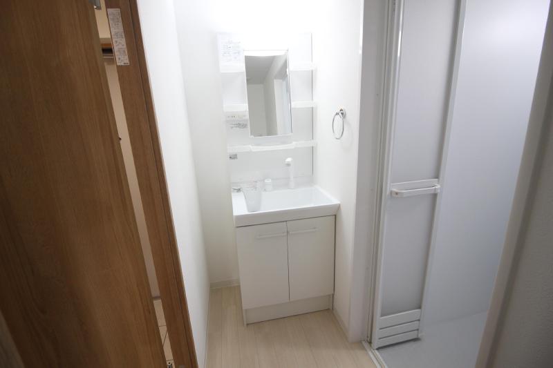 洗面設備　類似物件洗面台イメージ