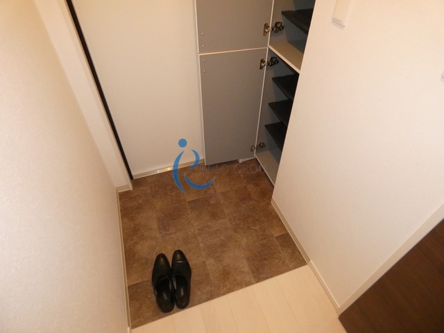 玄関　同仕様タイプ