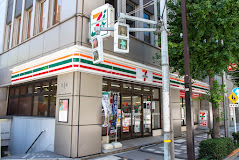 その他　【スーパー】スーパーマーケット　リコス　入船1丁目店（その他）まで659m