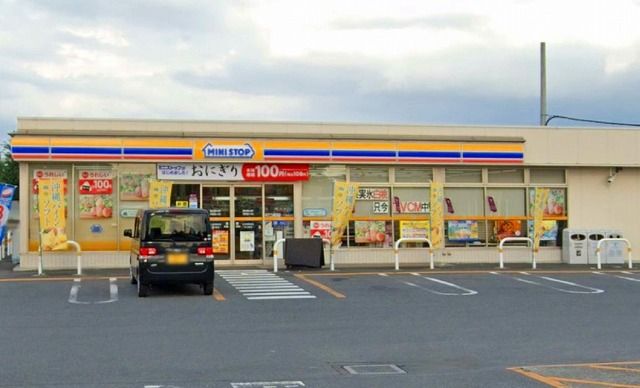 コンビニ　ミニストップ伊勢崎除ケ町店（コンビニ）まで650m