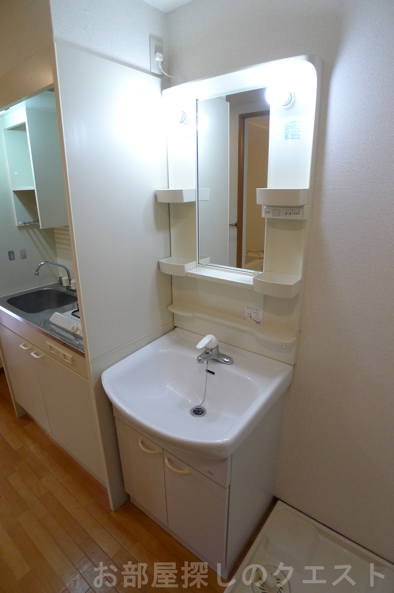 洗面設備　（写真は同タイプ）