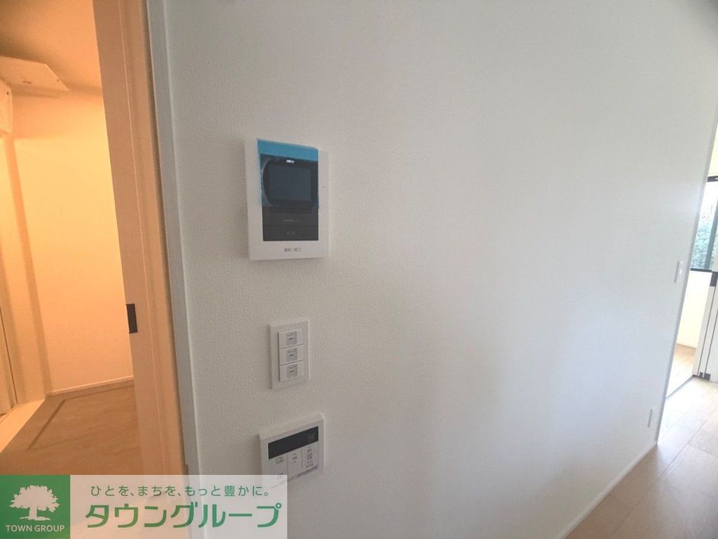 エントランス　お部屋探しは株式会社　タウンハウジング　までお気軽にお問合…