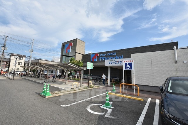 スーパー　万代　中小阪店（スーパー）まで1040m