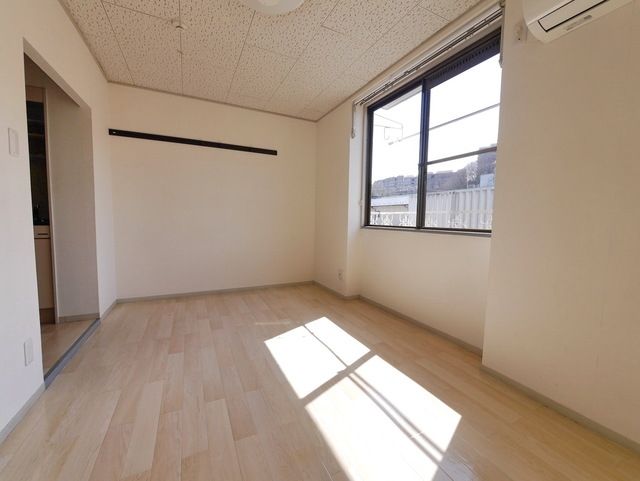 居室・リビング　★お部屋探しは、タウンハウジング多摩センター店へ★