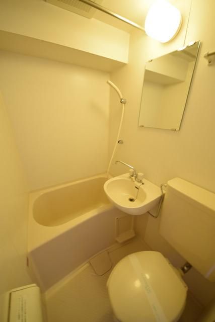 バス・シャワールーム　お風呂