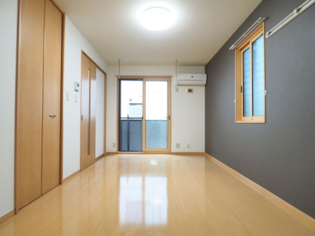 居室・リビング　洋室