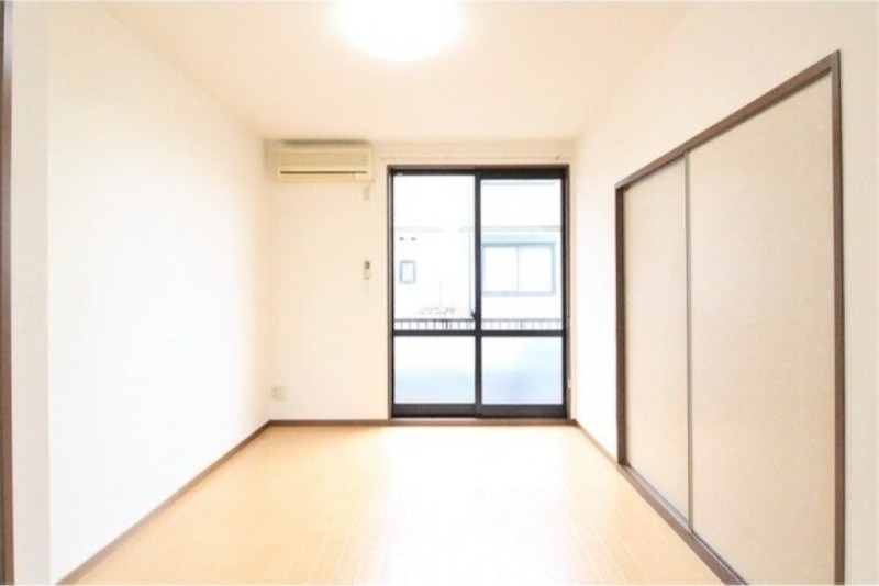 居室・リビング　図面と現状に相違がある場合には現状を優先