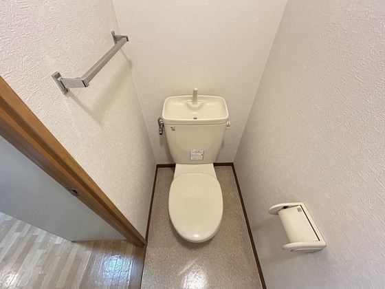 トイレ　※別部屋の写真です