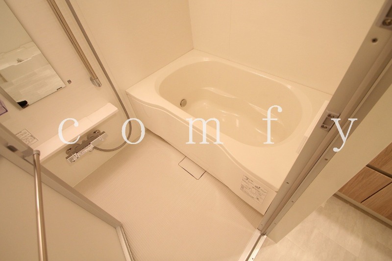 バス・シャワールーム　追炊き・浴室乾燥機付きバス
