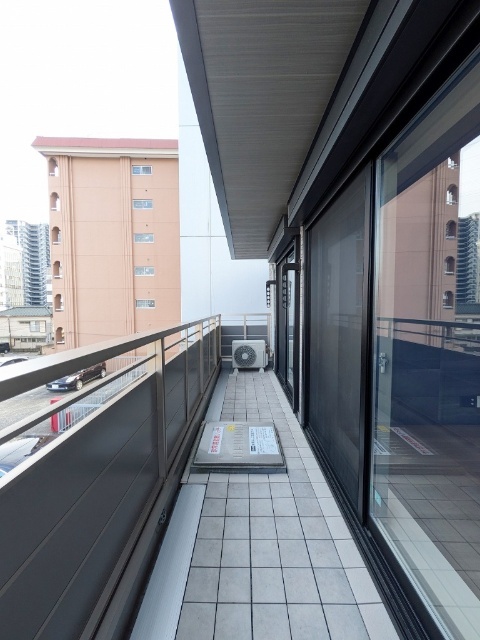 バルコニー　南東向きバルコニー