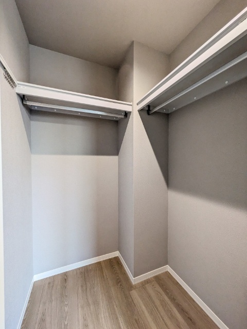 収納　ウォークインクローゼット