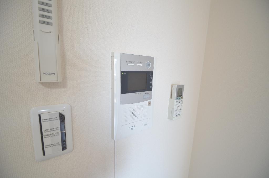 セキュリティ　カメラ付インターホン