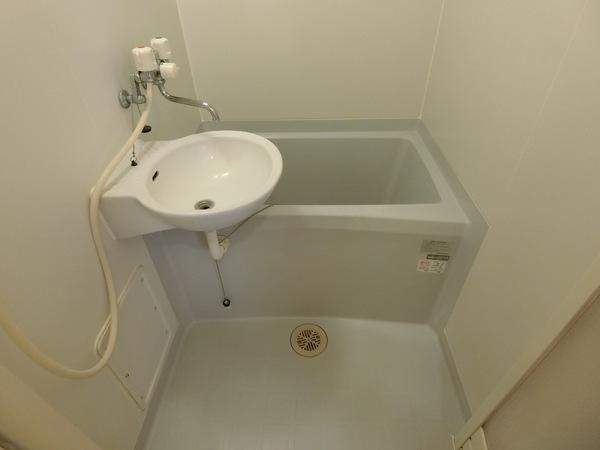 近鉄南大阪線 恵我ノ荘駅 徒歩6分 2階建 築24年の風呂写真