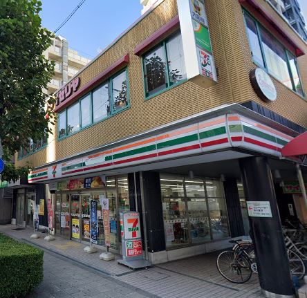 コンビニ　セブンイレブン 大阪恵美須西1丁目店（コンビニ）まで296m
